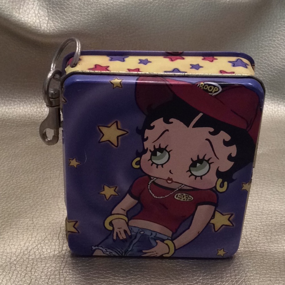 Betty Boop Tin with latch